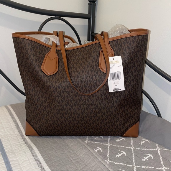 NWT MICHAEL Michael Kors EVA Large Signature Logo Stripe Tote Bag MK - Picture 2 of 16